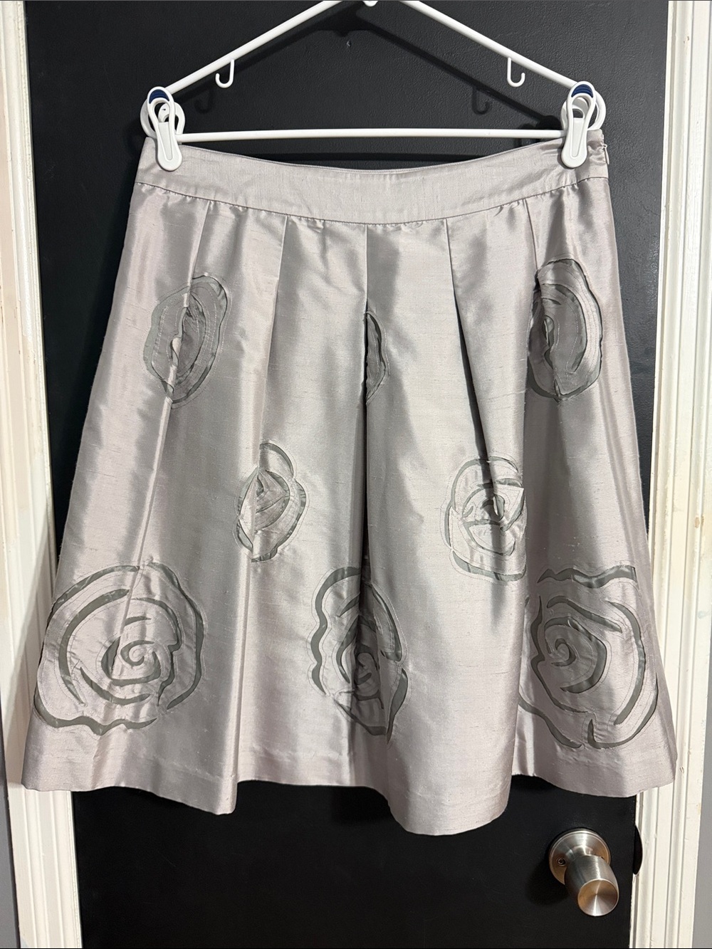 INC 100% Silk Cutout Roses A-Line Mini Skirt Size: 14” Length: 23.5”